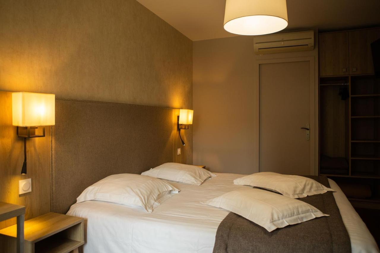 Relais De La Loire Hotell Montlivault Exteriör bild