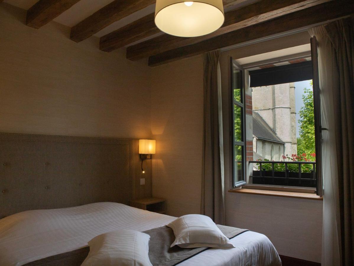 Relais De La Loire Hotell Montlivault Exteriör bild